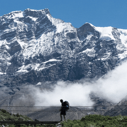 TREKKING IN NEPAL