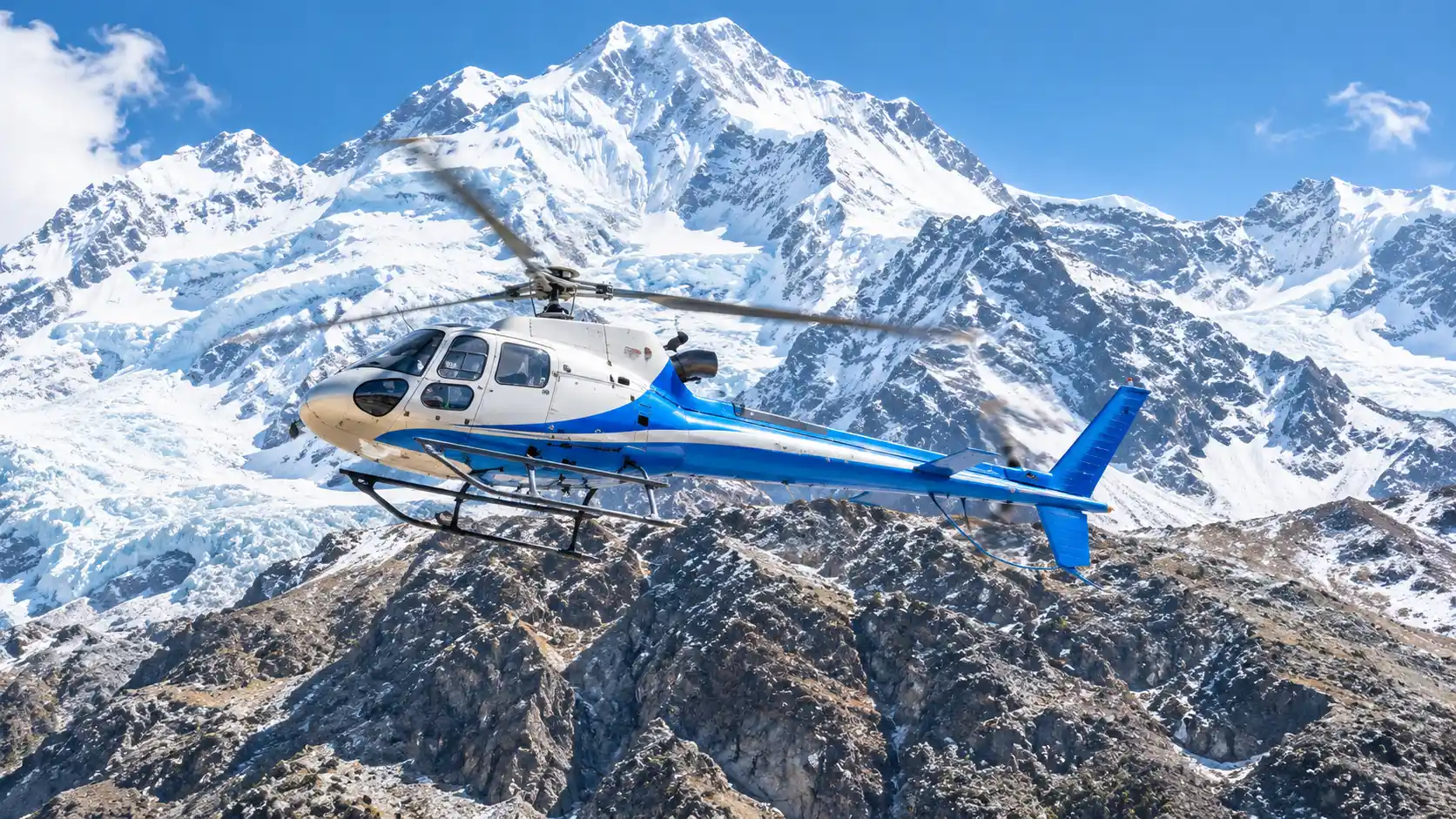 EBC Helicopter Tour NP